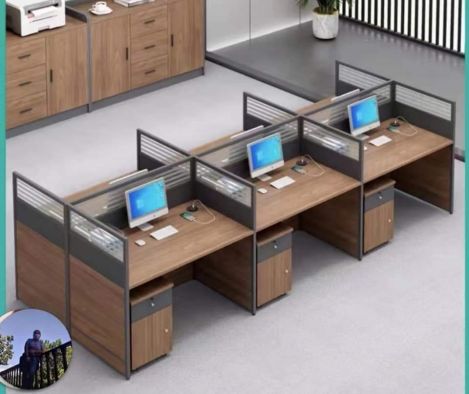Bàn làm việc có vách 6 chỗ